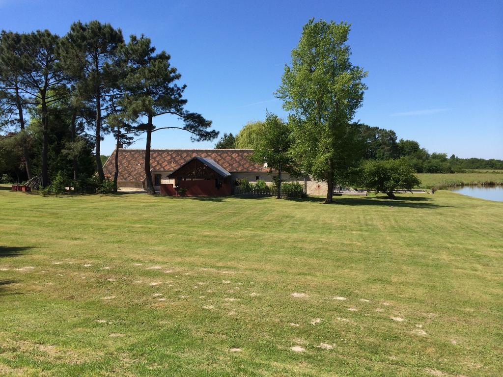 Chambre D'Hotes Le Grand Fourneau Lassay-sur-Croisne Exteriér fotografie