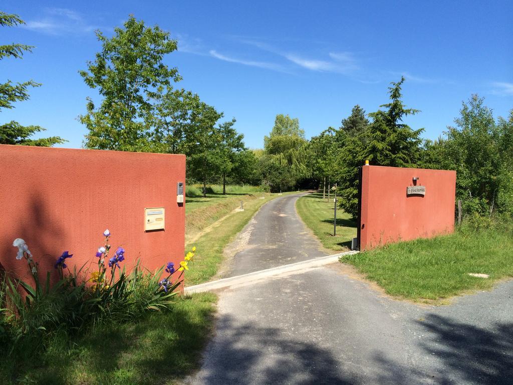 Chambre D'Hotes Le Grand Fourneau Lassay-sur-Croisne Exteriér fotografie